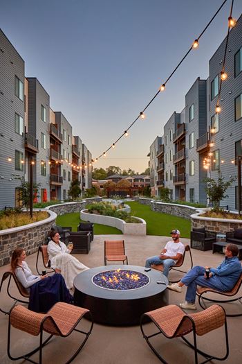 Courtyard deck with loungers and daybeds